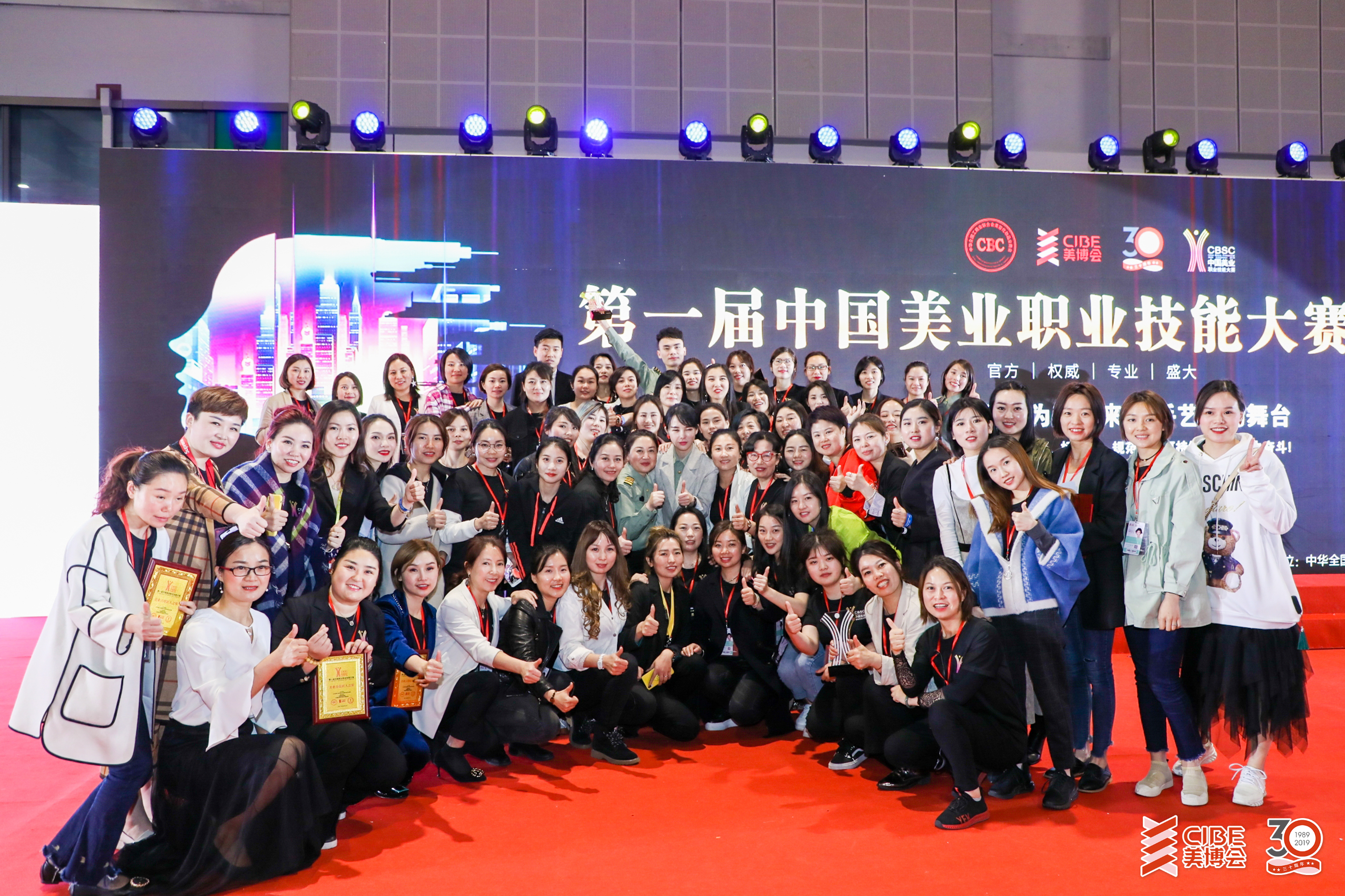 53d292ededd5d2cebb0c93917116ae2.jpg